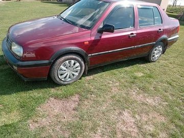 Авто Volkswagen Vento 1992 № 8739863
