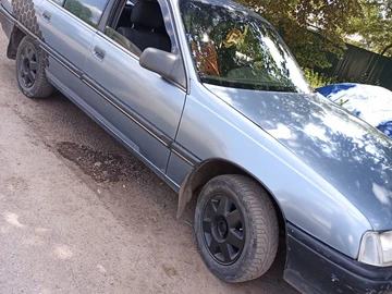 Авто Opel Omega 1989 № 8740029