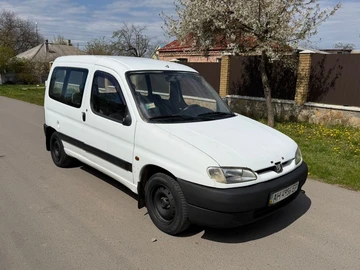 Авто Peugeot Partner 2001 № 8740065