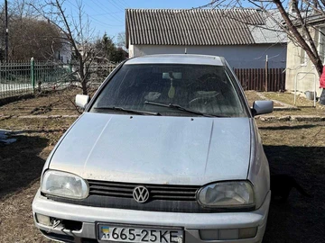 Авто Volkswagen Golf 1997 № 8740263