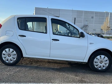 Авто Dacia Sandero 2009 № 8740279