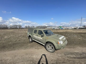 Авто Nissan Navara 2005 № 8740302