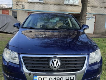 Авто Volkswagen Passat Sedan 2005 № 8740467
