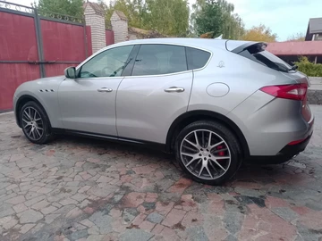 Авто Maserati Levante 2018 № 8740602