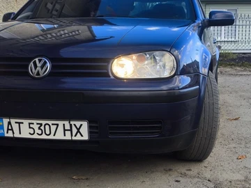 Авто Volkswagen Golf 2000 № 8740678