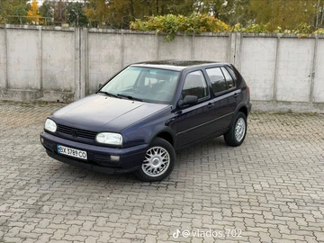 Авто Volkswagen Bora 1993 № 8740827
