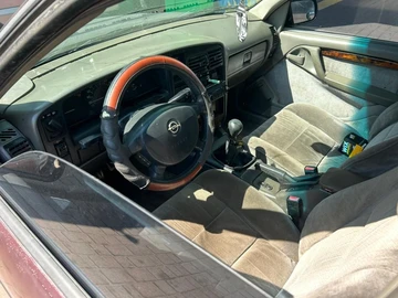 Авто Opel Omega 1993 № 8740858