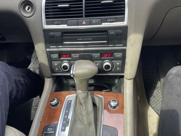 Авто Audi Q7 2013 № 8740866