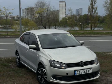 Авто Volkswagen Polo 2011 № 8741018