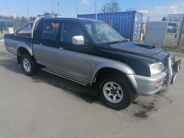 Авто Mitsubishi L 200 2001 № 8741029