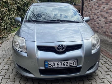 Авто Toyota Auris 2009 № 8741128