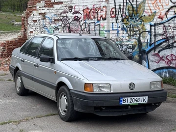 Авто Volkswagen Passat Sedan 1989 № 8741129