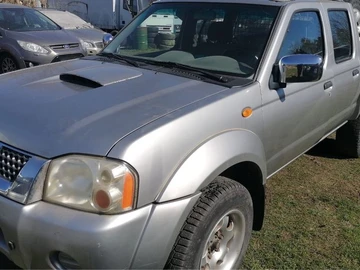 Авто Nissan Navara 2004 № 8741174