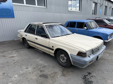 Авто Nissan Laurel 1988 № 8741397