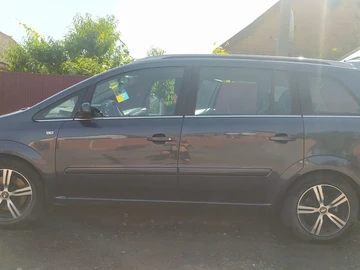 Авто Opel Zafira 2006 № 8741424