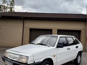 Авто ВАЗ 2109 1989 № 8741431