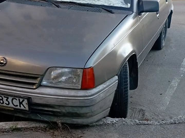 Авто Opel Kadett 1988 № 8741542