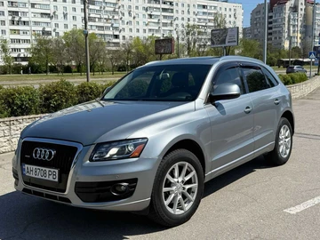 Авто Audi Q5 2011 № 8741561