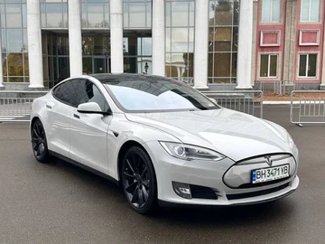 Авто Tesla Model S 2013 № 8741590