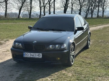 Авто BMW 3 Серия 2003 № 8741635