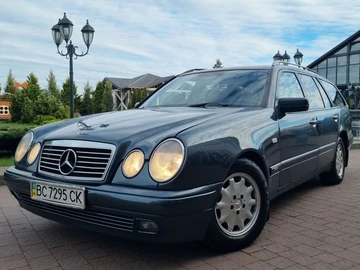Авто Mercedes 220 1999 № 8741709