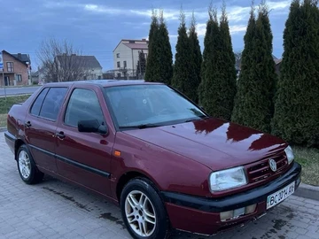 Авто Volkswagen Vento 1994 № 8741805