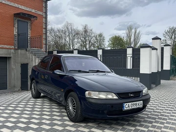 Авто Opel Vectra 1996 № 8741808
