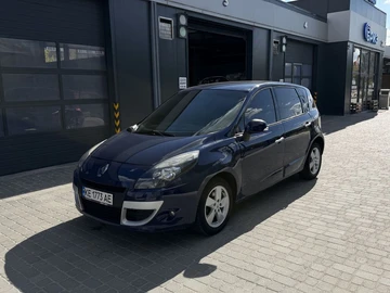 Авто Renault Scenic 2011 № 8741823