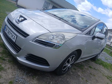 Авто Peugeot 5008 2010 № 8741828