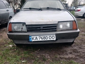 Авто ВАЗ 2109 1999 № 8741947