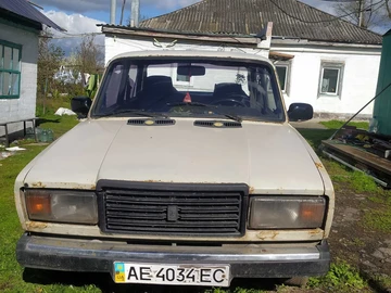 Авто ВАЗ 2107 1983 № 8741962