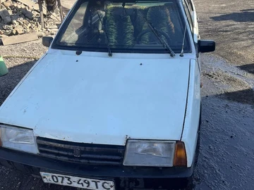 Авто ВАЗ 2109 1992 № 8741968