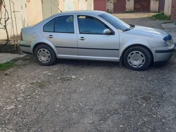 Авто Volkswagen Bora 2001 № 8742082