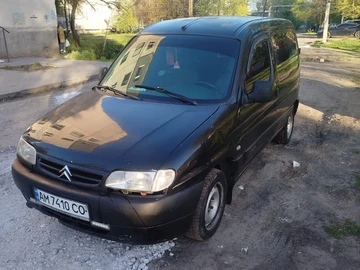 Авто Citroen Berlingo 2000 № 8742101