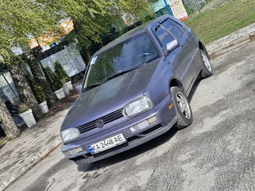 Авто Volkswagen Golf 1997 № 8742105