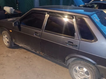 Авто ВАЗ 2109 2001 № 8742225
