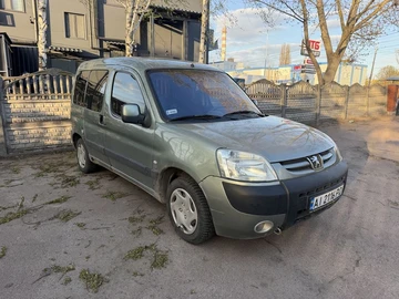 Авто Peugeot Partner 2004 № 8742228