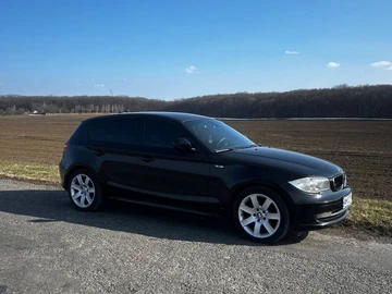 Авто BMW 1 Серия 2009 № 8742250