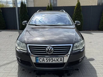 Авто Volkswagen Passat Sedan 2005 № 8742273