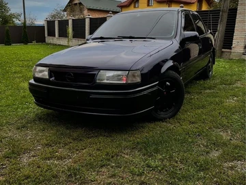 Авто Opel Vectra 1995 № 8742474