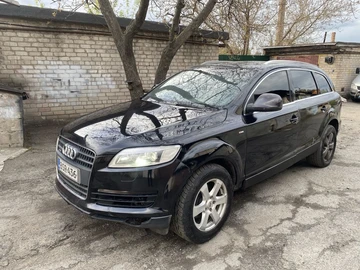 Авто Audi Q7 2007 № 8742530