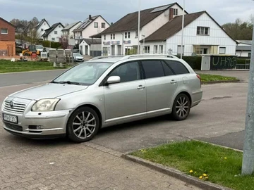 Авто Toyota Avensis 2006 № 8742651