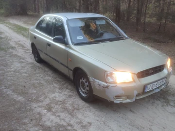 Авто Hyundai Accent 2000 № 8742699