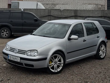 Авто Volkswagen Golf 2000 № 8742893