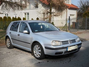 Авто Volkswagen Golf 2003 № 8742920