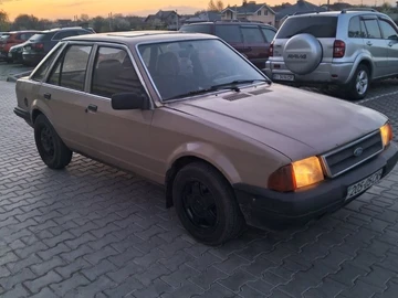 Авто Ford Escort 1989 № 8743142