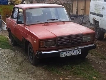 Авто ВАЗ 2107 1994 № 8743144