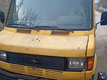 Авто Mercedes Mb 1982 № 8743154