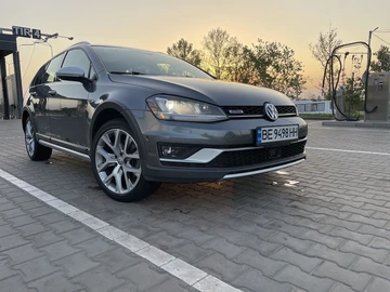 Авто Volkswagen Golf 2016 № 8743202