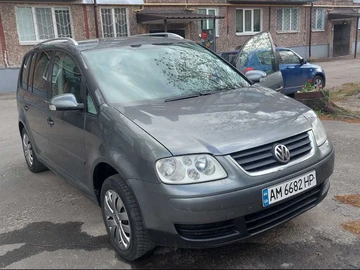 Авто Volkswagen Touran 2004 № 8743309
